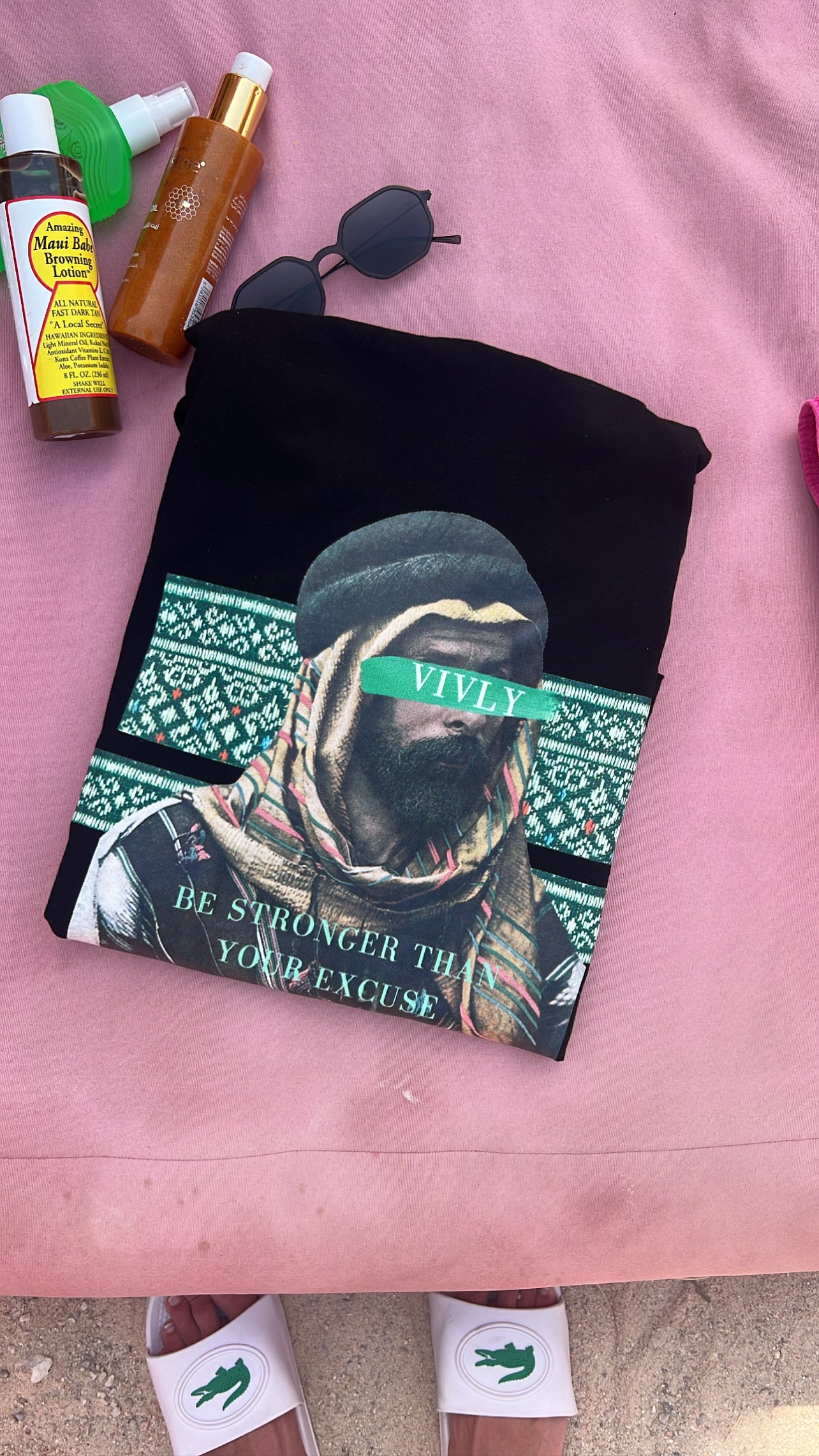 BE STRONGER oversized